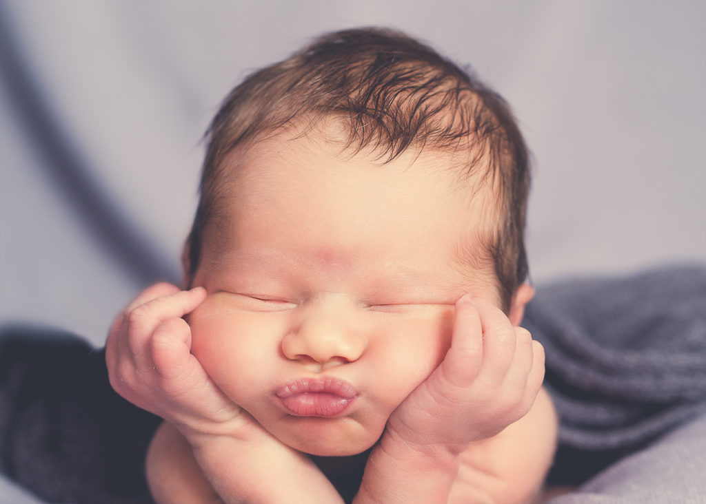 Newborn Baby Fotos Fotoshooting Duesseldorf